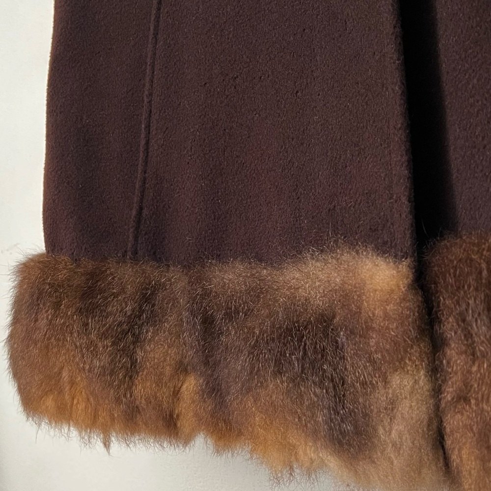 VINTAGE/ 70s heavyweight wool + plush fur trim coat - Picture 5 of 5